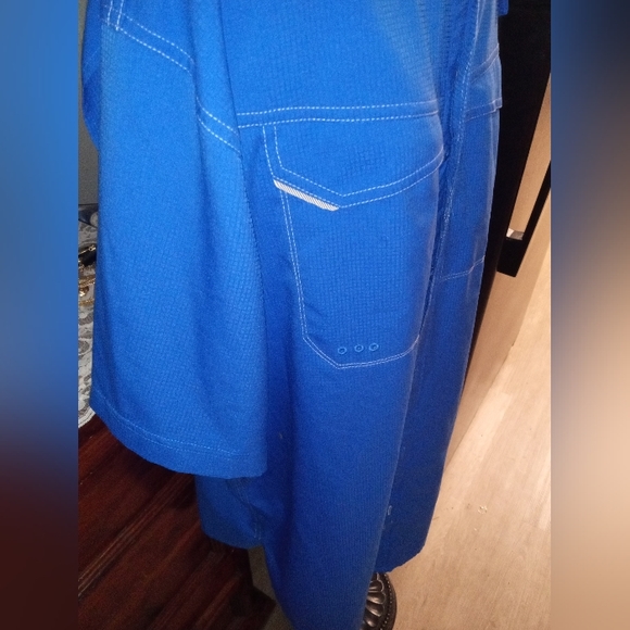 Columbia men's shirt with Omni-Shield™ - Picture 5 of 5